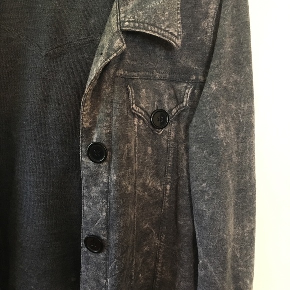 Threads Lightweight Button-up Jacket - Picture 3 of 4